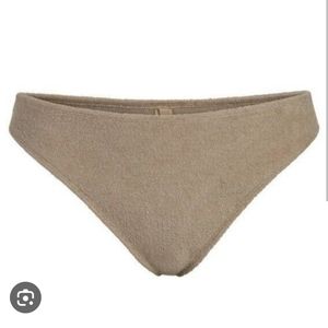 NWT SKIMS COTTON TERRY FRONT DIP THONG IN DESERT SIZE MEDIUM
